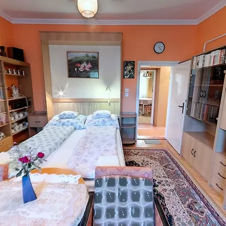 Emese Apartman * Hajduszoboszlo