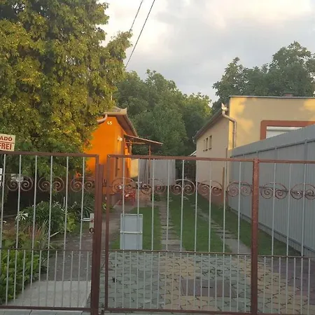 Emese Apartman Apartment Hajduszoboszlo